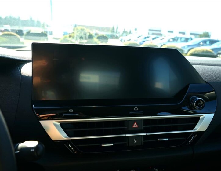 Citroën C4 X Sedan / Limuzína 1,2 l 96 kw