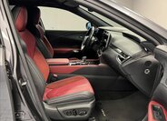 Lexus RX 500h SUV 2,4 l 273 kw