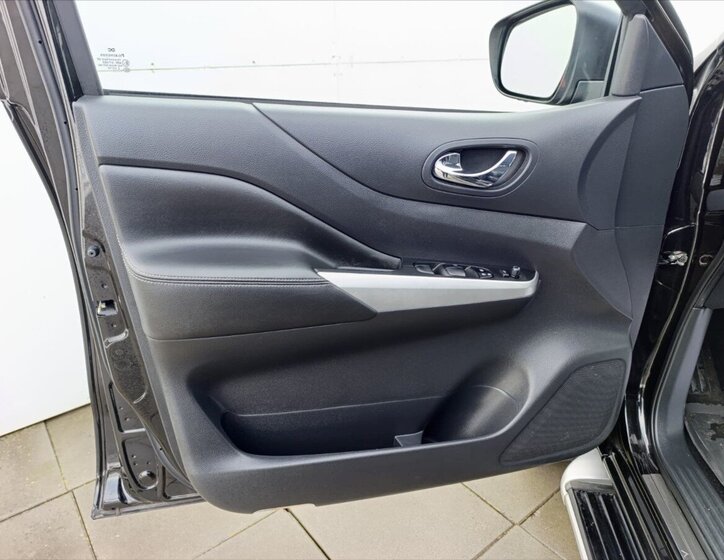 Renault Alaskan Pick-up 2,3 l 140 kw