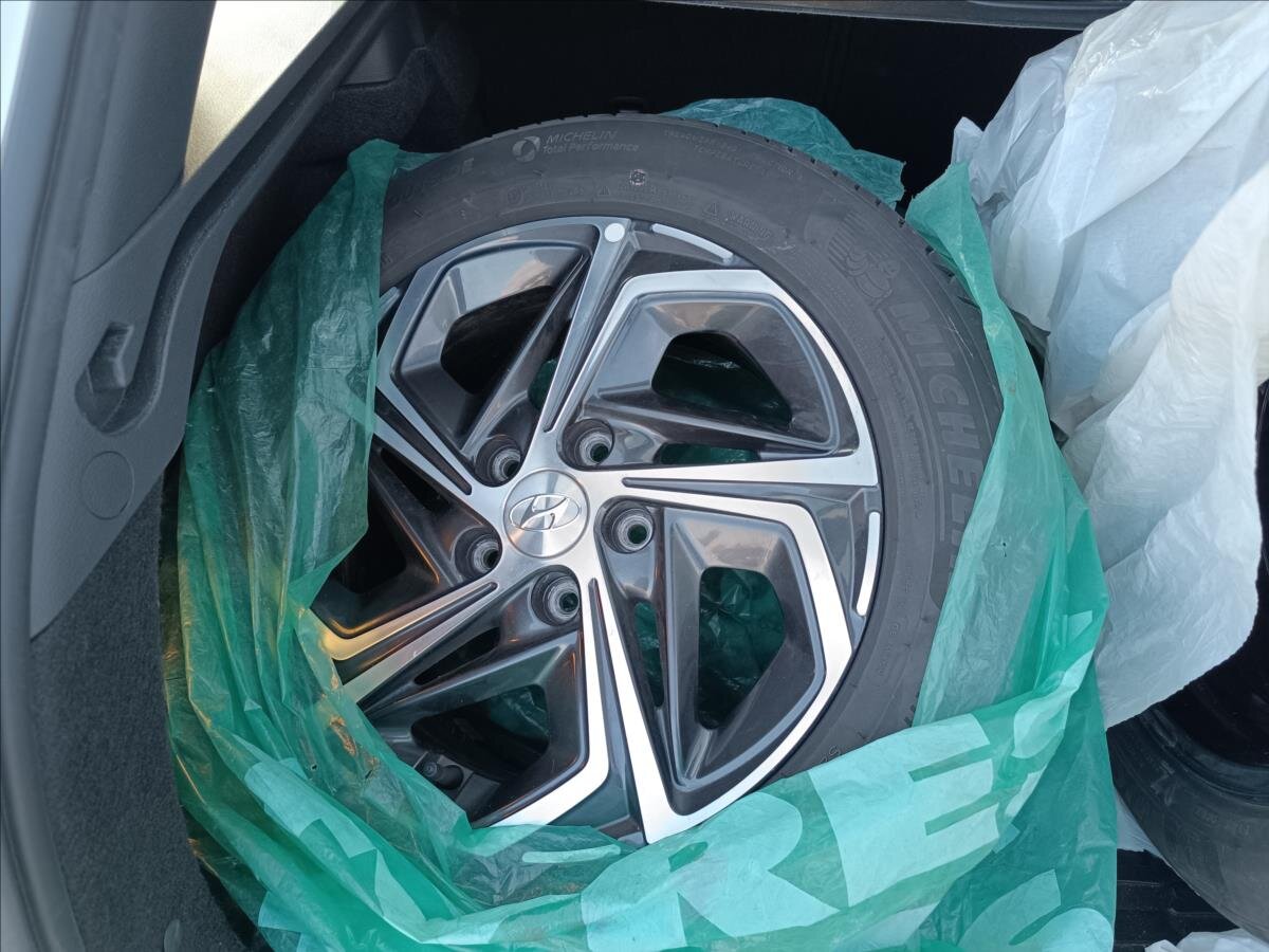 Hyundai i30 Kombi 998,0 88 kw