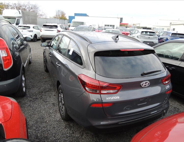 Hyundai i30 Kombi 1,5 l 70 kw