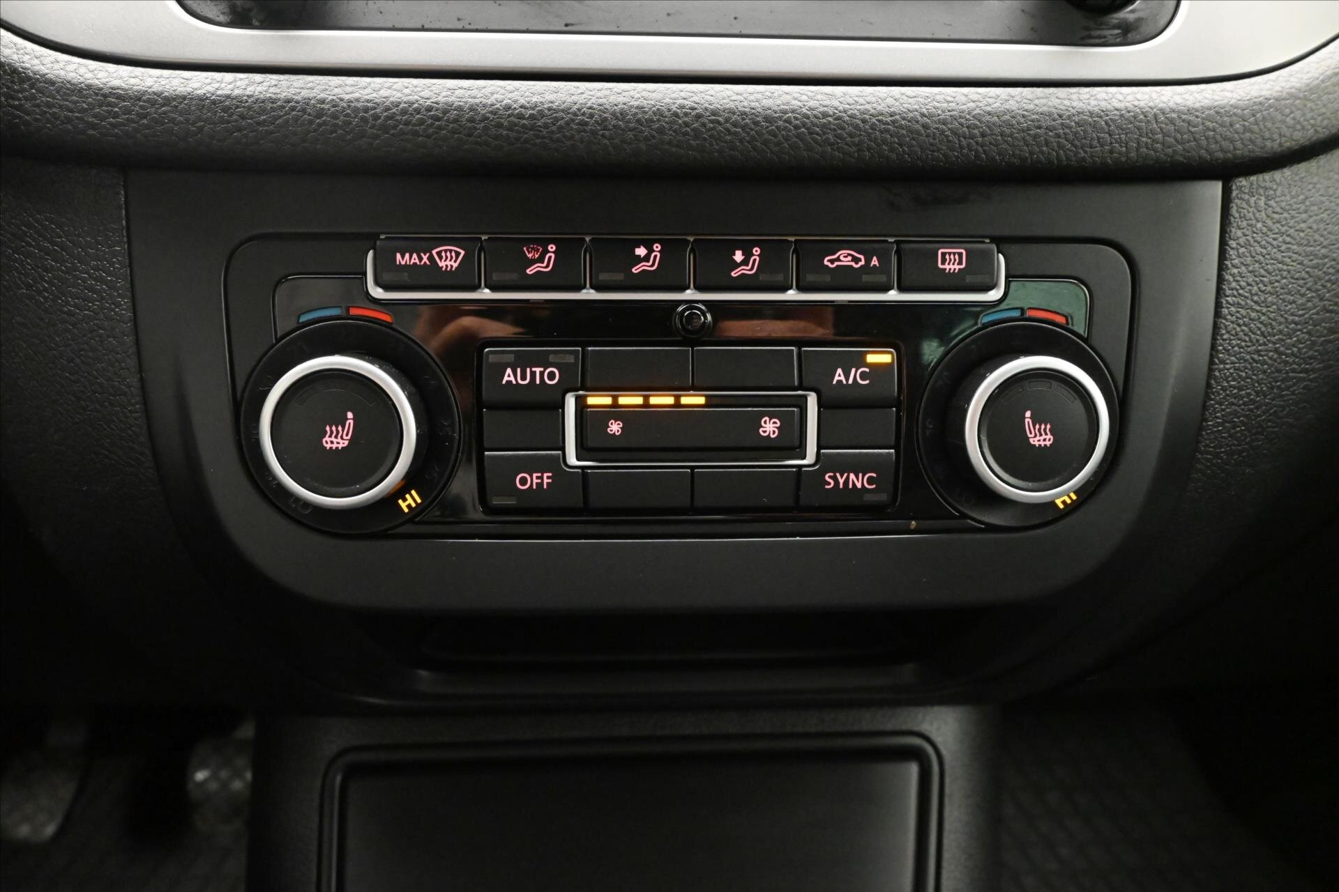 Volkswagen Tiguan SUV 2,0 l 81 kw