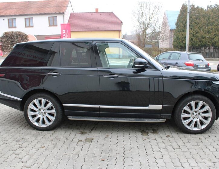 Land Rover Range Rover SUV / Terénní 4,4 l 250 kw