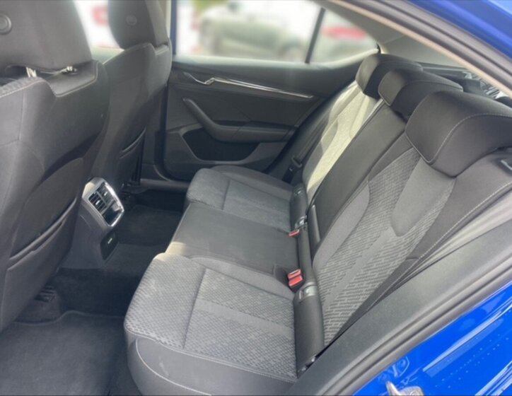 Škoda Octavia Sedan / Limuzína 1,5 l 110 kw