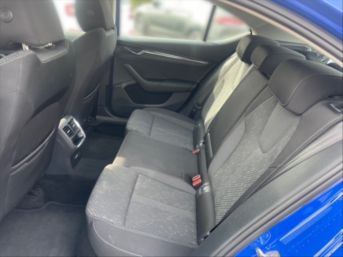 Škoda Octavia Sedan / Limuzína 1,5 l 110 kw