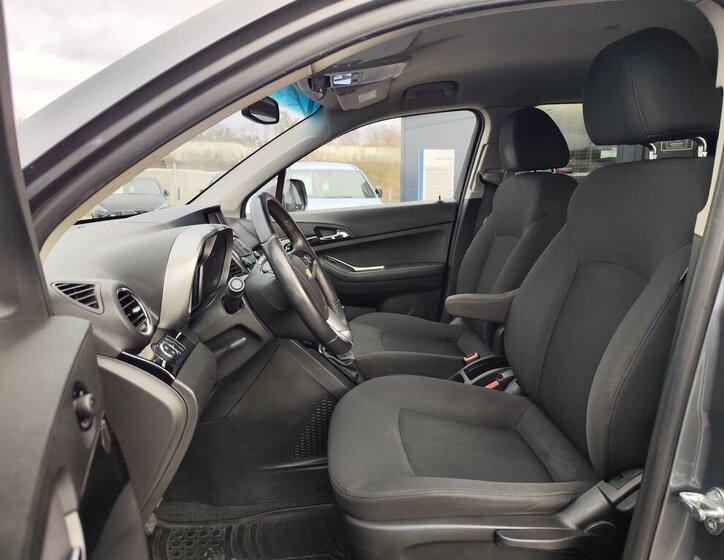 Chevrolet Orlando 16