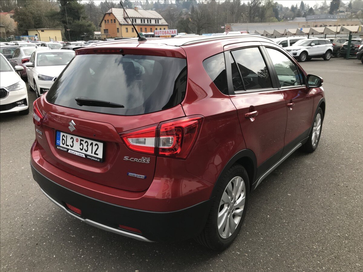 Suzuki SX4 S-Cross SUV / Terénní 1,4 l 95 kw