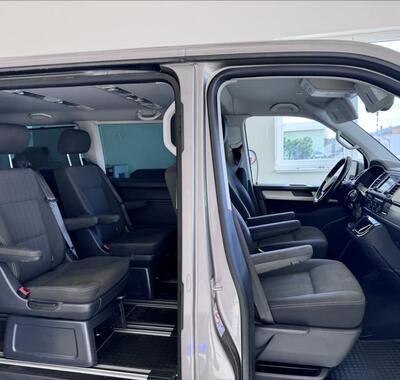 Volkswagen Multivan 9