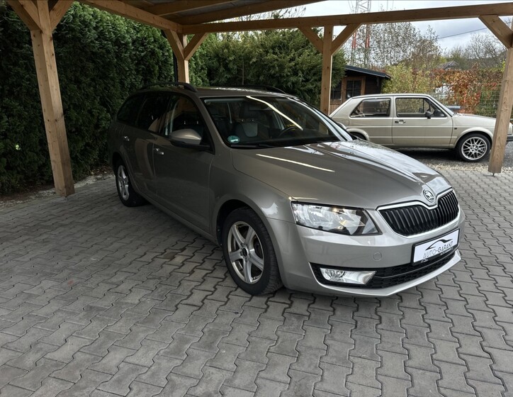 Škoda Octavia 2