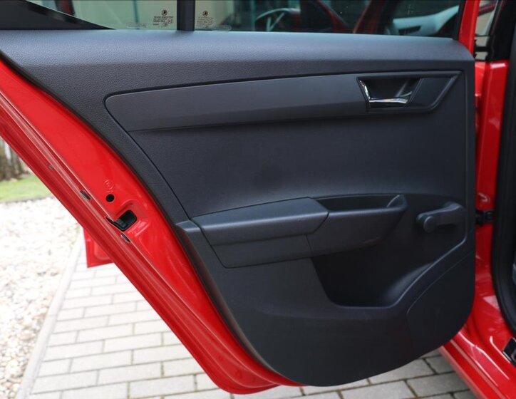 Škoda Fabia Hatchback 999,0 70 kw