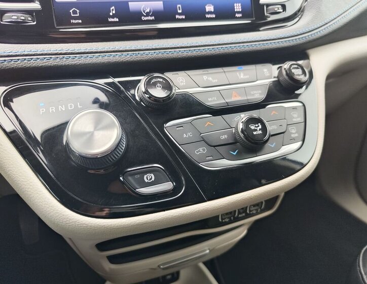 Chrysler Pacifica MPV 3,6 l 214 kw