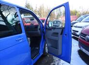 Volkswagen Caravelle 17