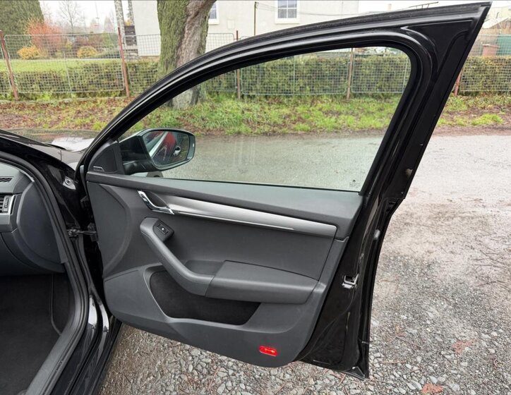 Škoda Octavia Kombi 2,0 l 110 kw