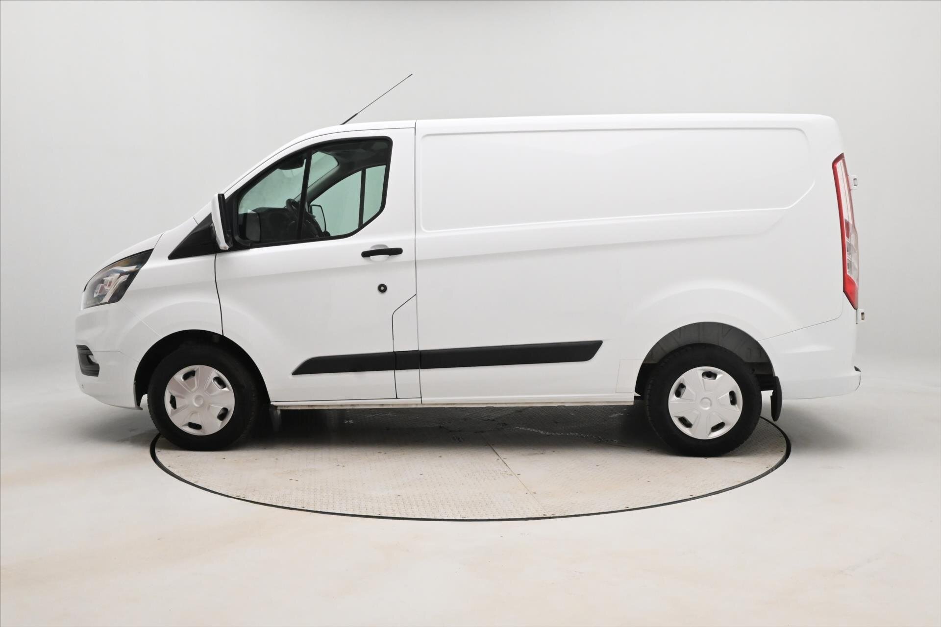 Ford Transit Custom Skříň 2,0 l 96 kw