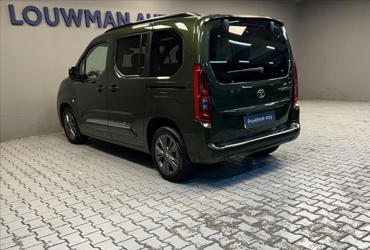 Toyota ProAce City Verso MPV 1,5 l 96 kw