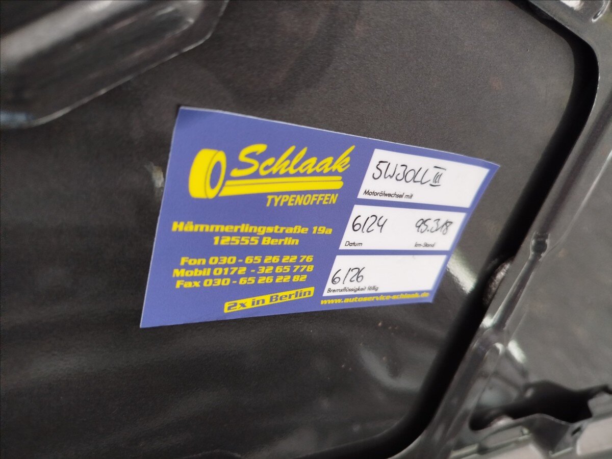 Hyundai i10 Hatchback 1,1 l 49 kw