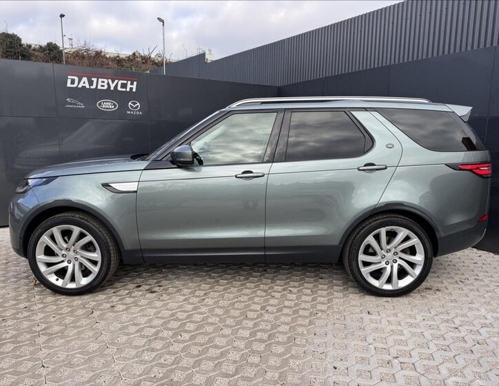 Land Rover Discovery 5