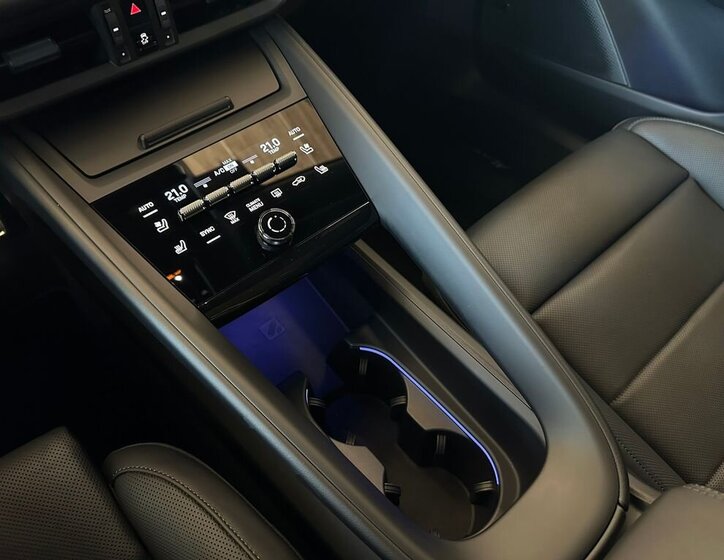 Porsche Macan SUV / Terénní 0,0 300 kw