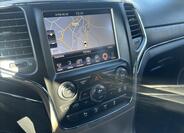 Jeep Grand Cherokee 12
