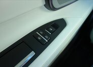 BMW Řada 7 Sedan 4,4 l 330 kw