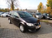 Volkswagen Touran 1