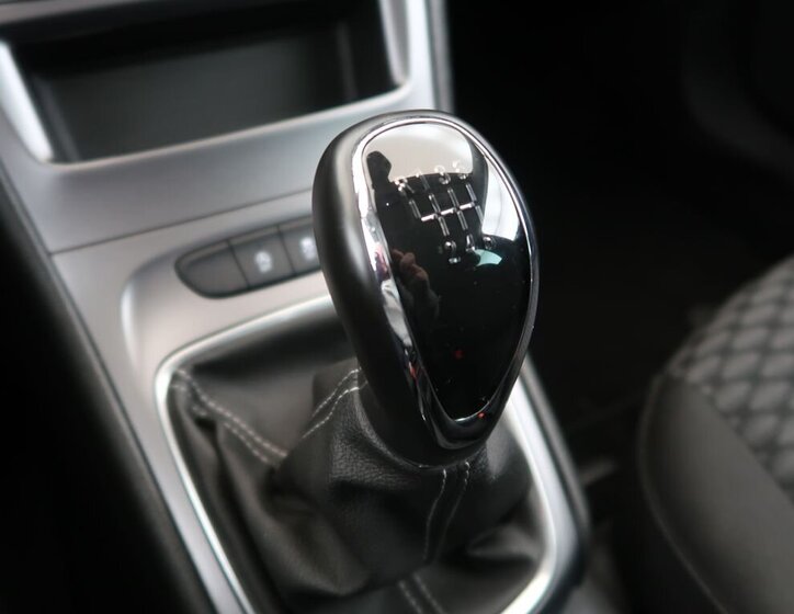 Opel Astra Hatchback 1,2 l 81 kw