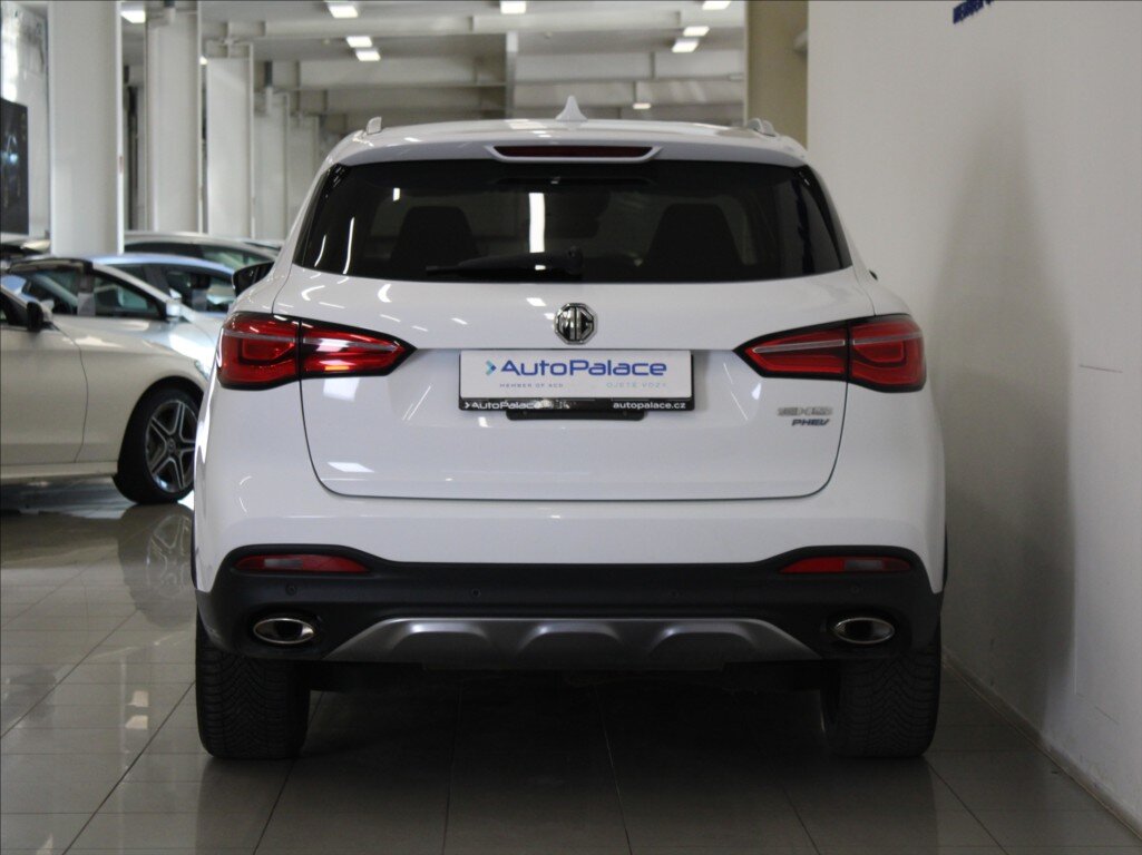 MG EHS SUV / Terénní 1,5 l 190 kw