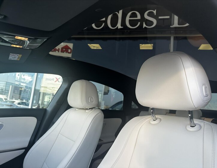 Mercedes-Benz CLA Sedan / Limuzína 0,0 200 kw