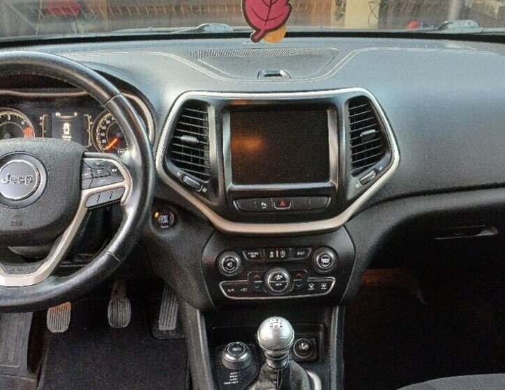 Jeep Cherokee SUV / Terénní 0,0 103 kw