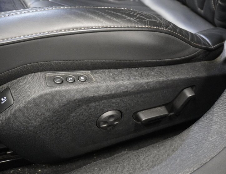 Peugeot 508 Liftback 1,6 l 165 kw