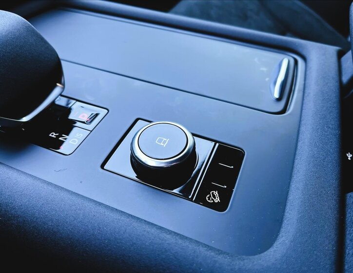 Land Rover Discovery SUV / Terénní 3,0 l 184 kw