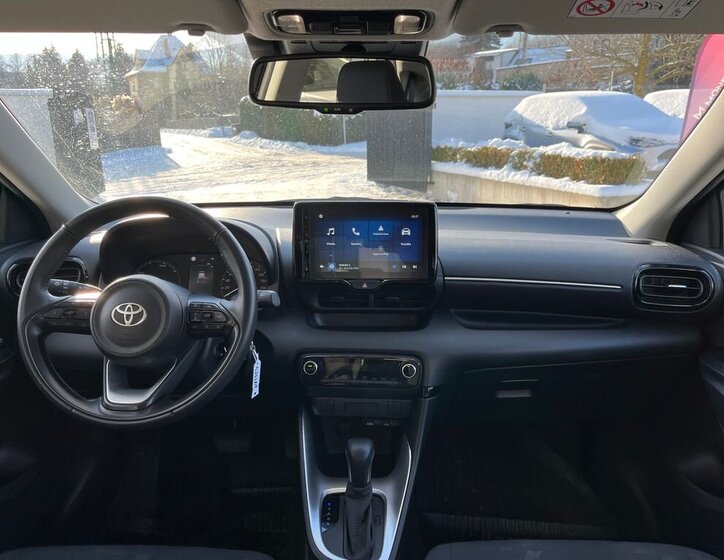 Toyota Yaris 18