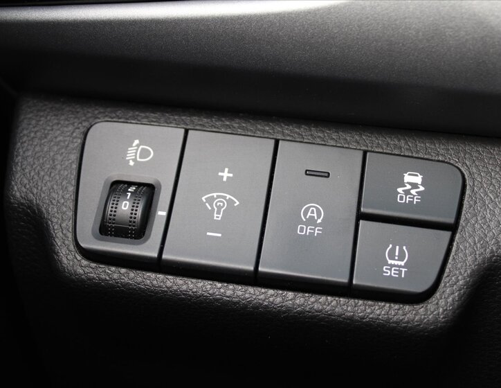 KIA Rio Hatchback 1,2 l 61 kw