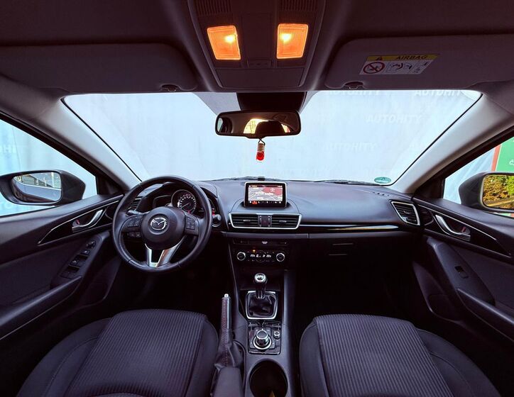 Mazda 3 14