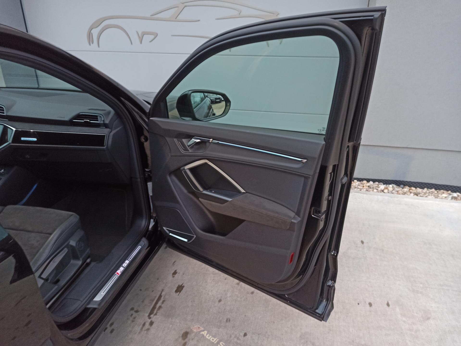 Audi RS Q3 SUV 2,5 l 294 kw