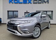 Mitsubishi Outlander SUV / Terénní 2,4 l 165 kw