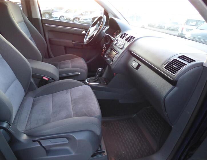 Volkswagen Touran 59