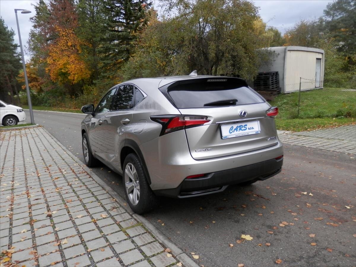 Lexus NX 300h