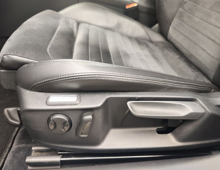 Volkswagen Passat Sedan 2,0 l 140 kw