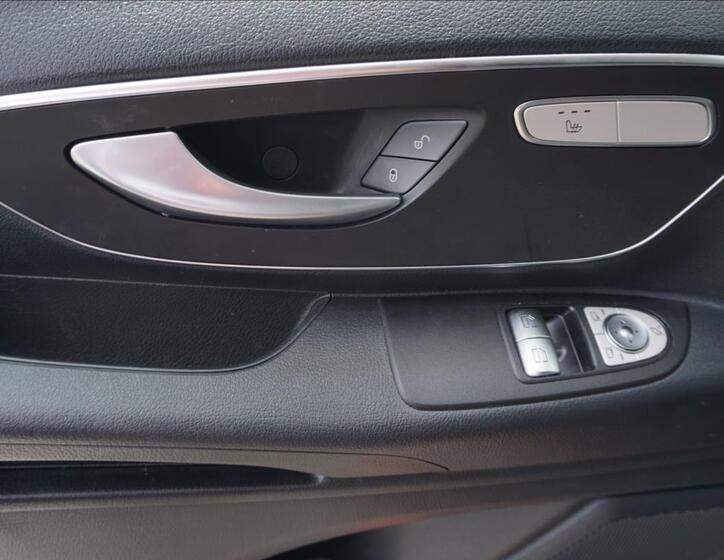 Mercedes-Benz Vito 11