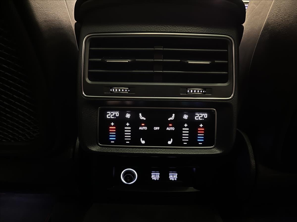 Audi SQ7 Kombi 4,0 l 320 kw