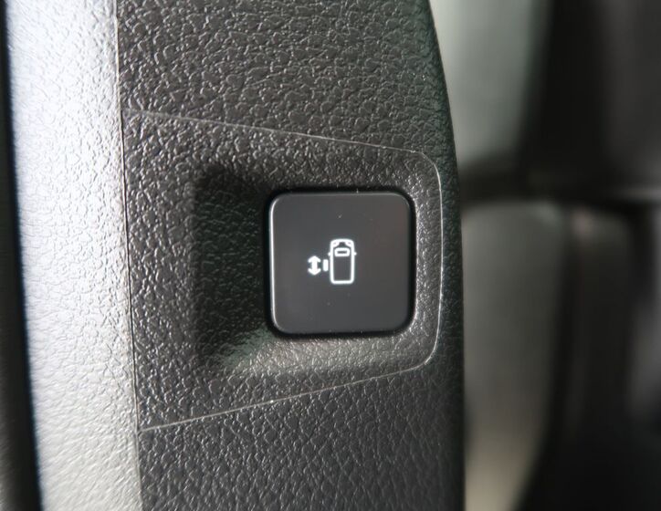 Peugeot Traveller 37