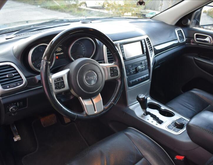 Jeep Grand Cherokee 13