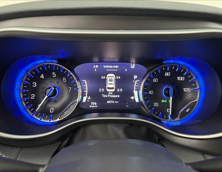 Chrysler Pacifica MPV 3,6 l 214 kw