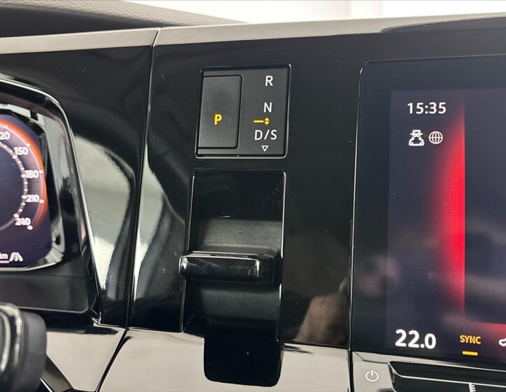 Volkswagen Multivan Kombi 2,0 l 110 kw