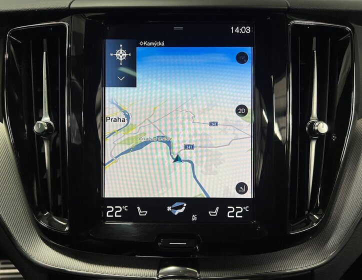 Volvo XC60 SUV / Terénní 2,0 l 288 kw