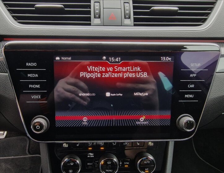 Škoda Superb Kombi 2,0 l 110 kw