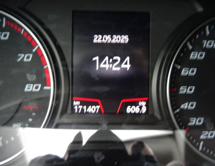 Seat Leon Hatchback 1,5 l 96 kw