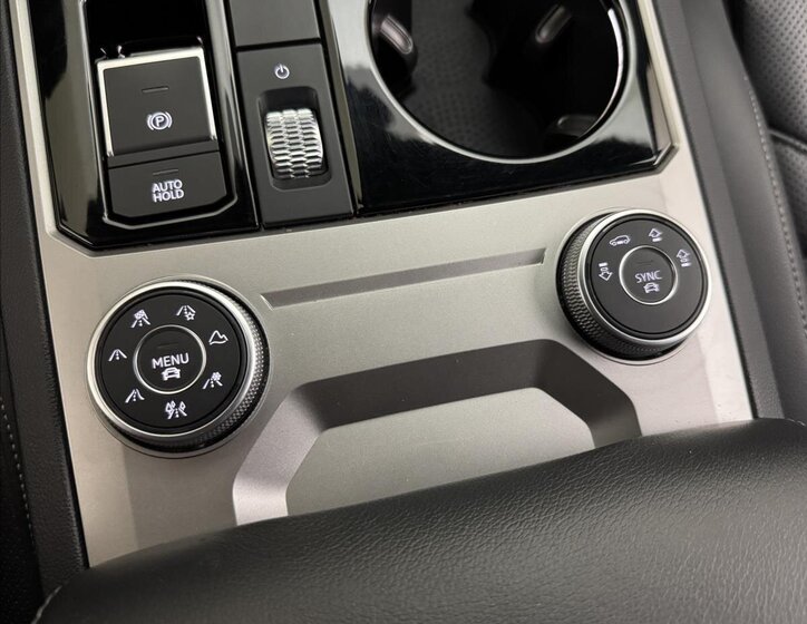 Volkswagen Touareg 34