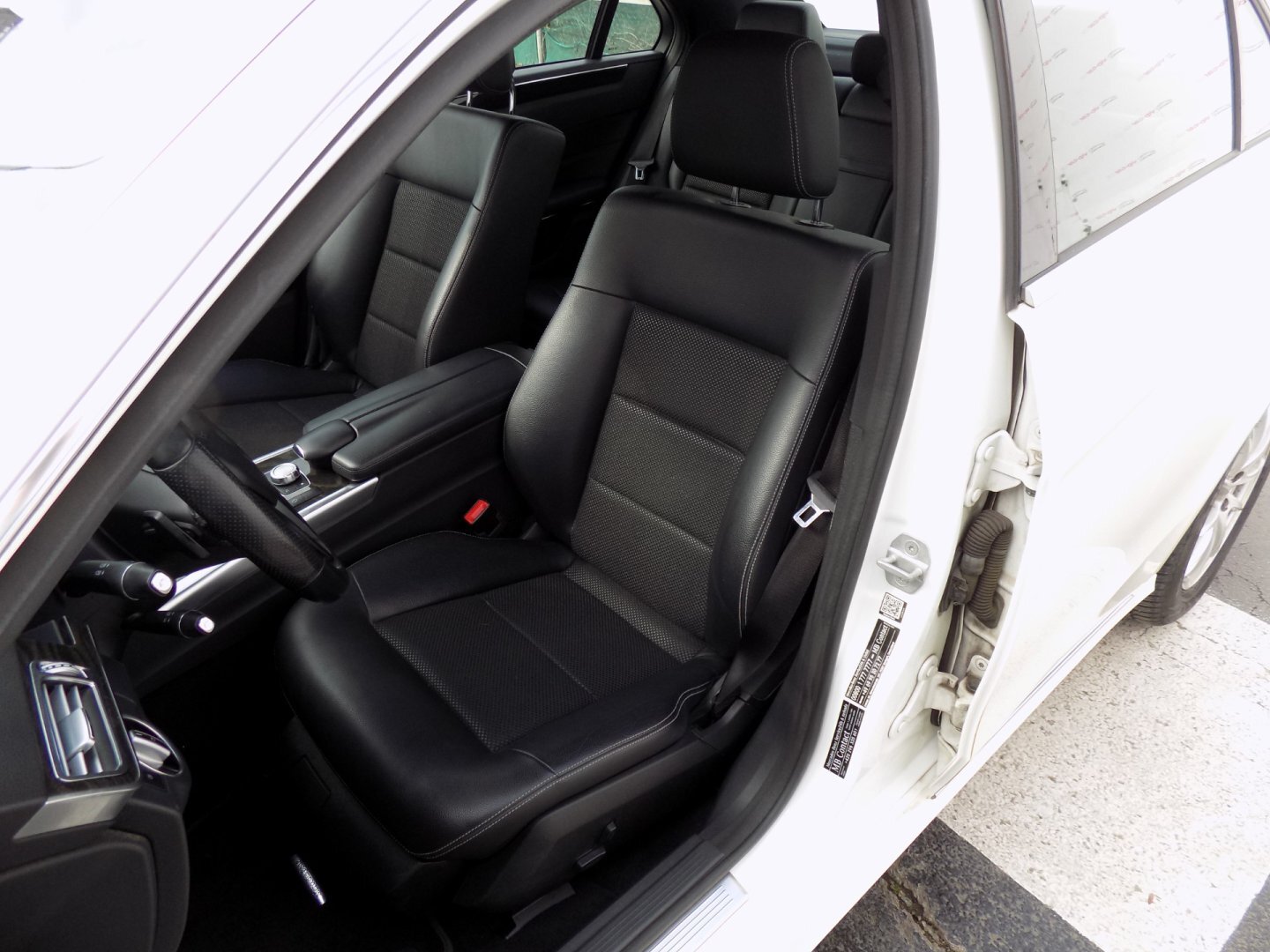 Mercedes-Benz Třídy E Sedan / Limuzína 2,1 l 125 kw